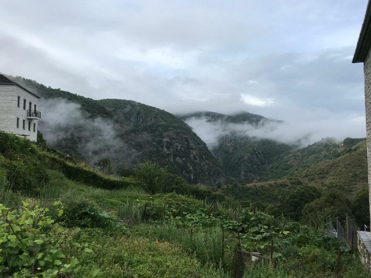 Mousafir Ontas Kepésovon Kültér fotó